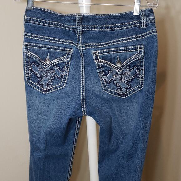 Nine West Women's Boot Cut Blue Jeans. Size 10 - Picture 13 of 16